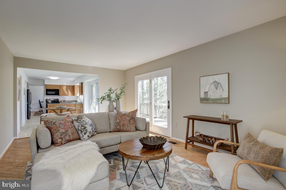 2101 Lirio Court Reston, VA 20191 - Photo 18 of 38 Gallery Image 18