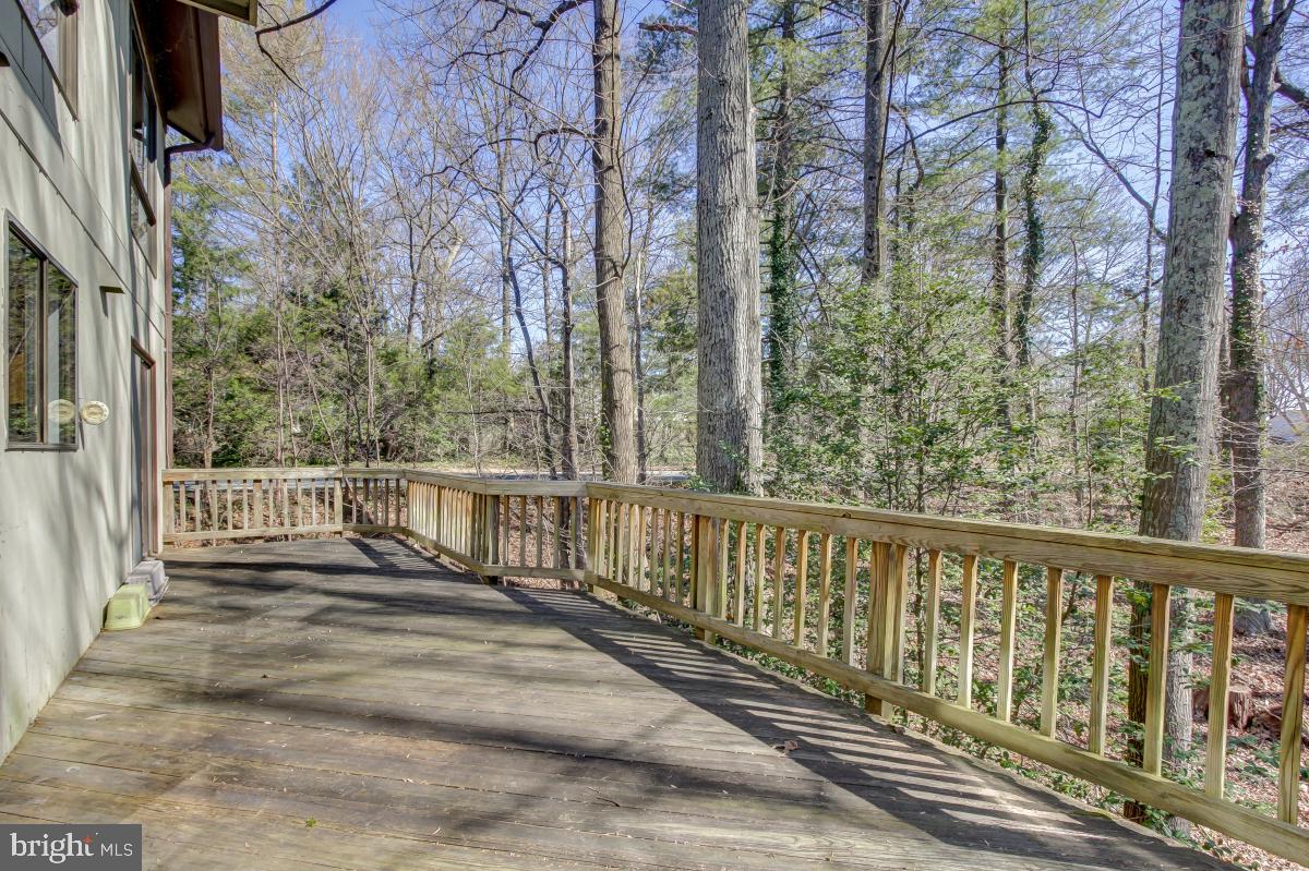 2101 Lirio Court Reston, VA 20191 - Photo 19 of 38 Gallery Image 19
