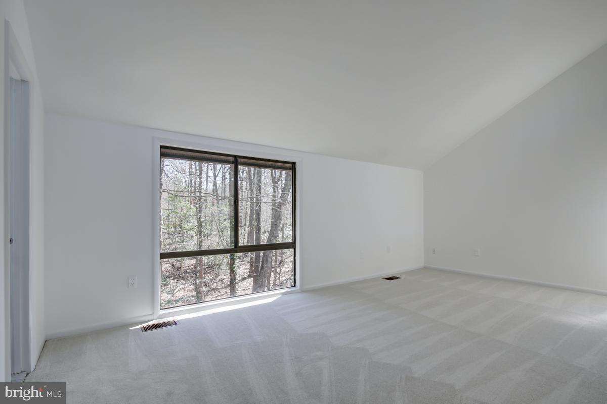 2101 Lirio Court Reston, VA 20191 - Photo 27 of 38 Gallery Image 27