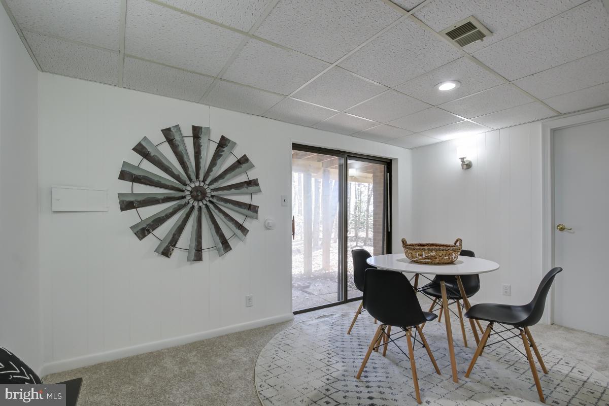 2101 Lirio Court Reston, VA 20191 - Photo 35 of 38 Gallery Image 35