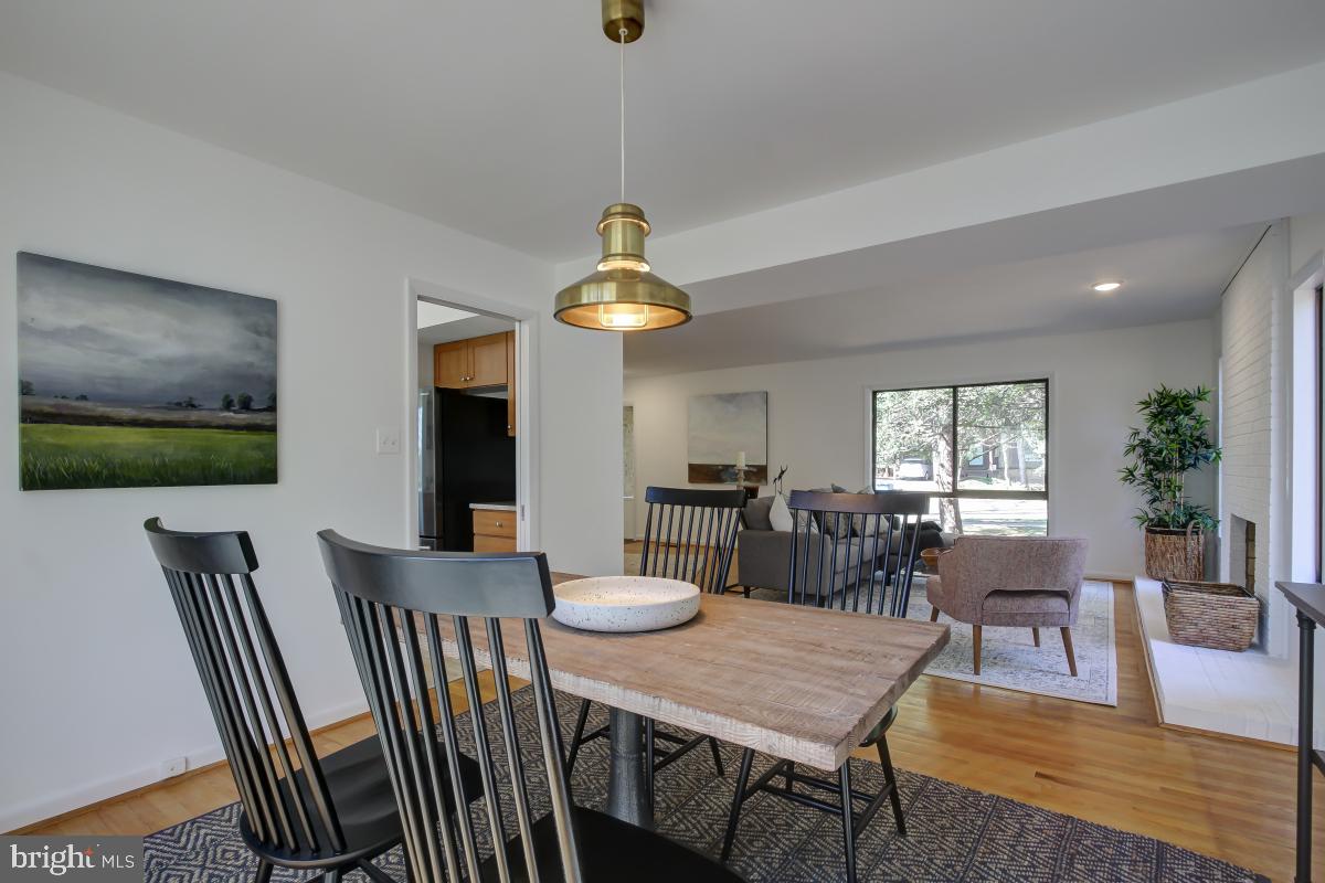 2101 Lirio Court Reston, VA 20191 - Photo 10 of 38 Gallery Image 10