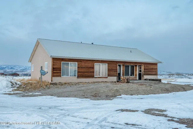 $544,000 | 5 Mark Circle, Pinedale, WY 82941