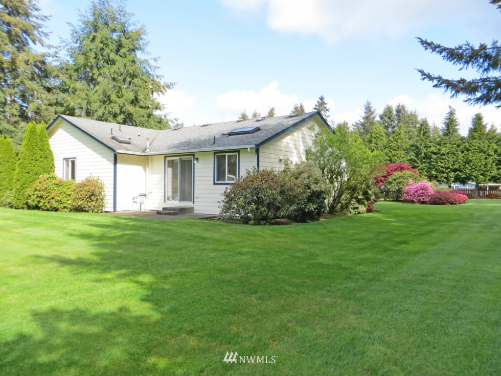 8325 176th Avenue Southwest Rochester, WA 98579 - Photo 3 of 21