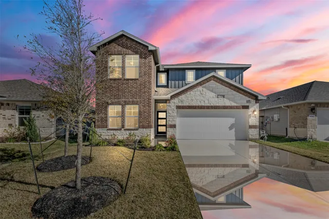 $2,450 | 38746 Yellowstone Drive, Magnolia, TX 77354