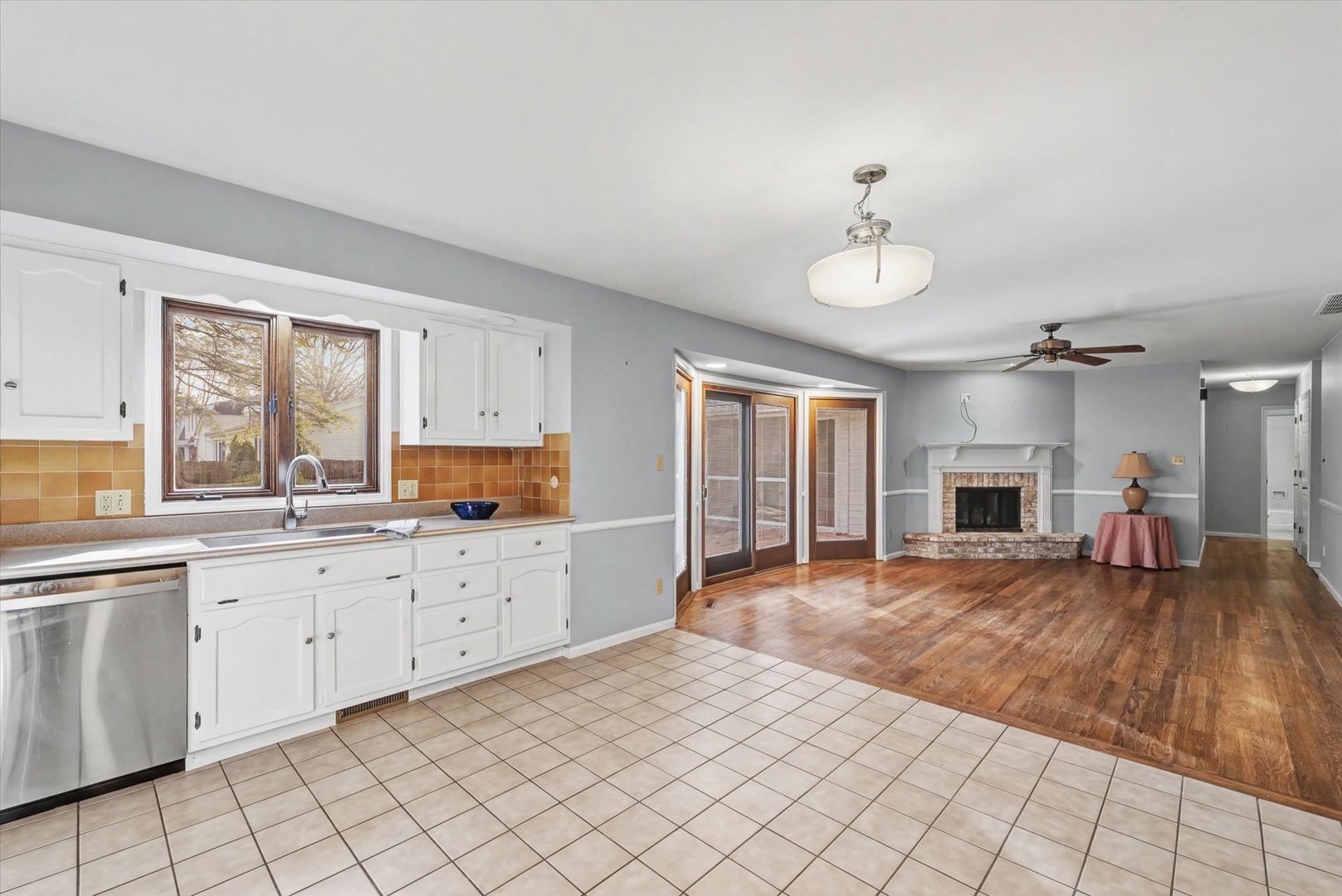 901 Kent Drive Champaign, IL 61821 - Photo 15 of 43