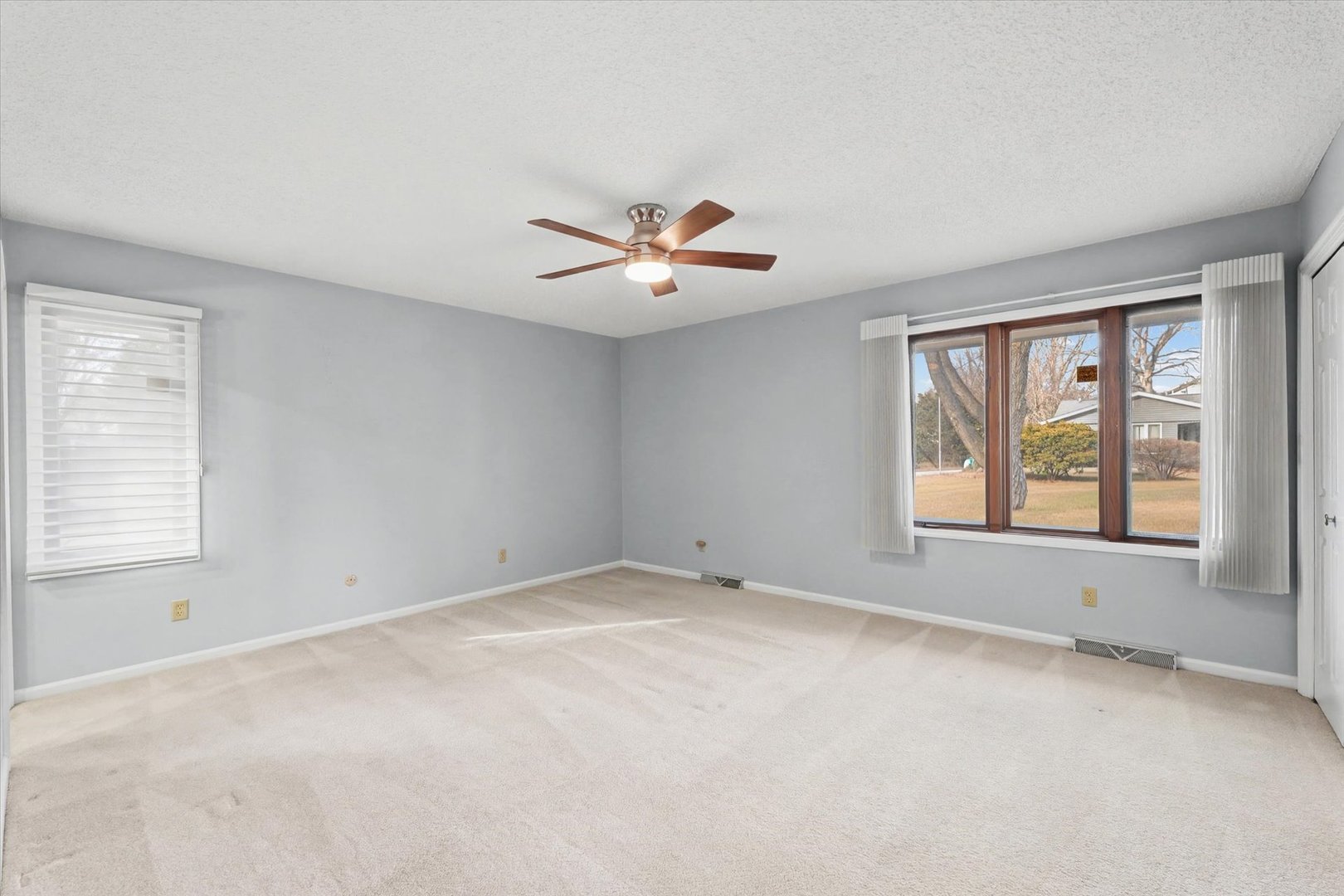 901 Kent Drive Champaign, IL 61821 - Photo 19 of 43