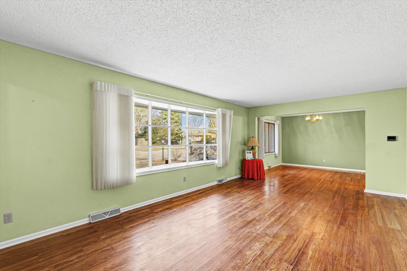 901 Kent Drive Champaign, IL 61821 - Photo 6 of 43