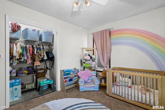 $399,900 | 148 Hawthorne Place, Williamsville, IL 62693