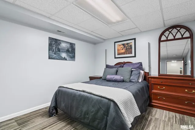 $399,900 | 148 Hawthorne Place, Williamsville, IL 62693