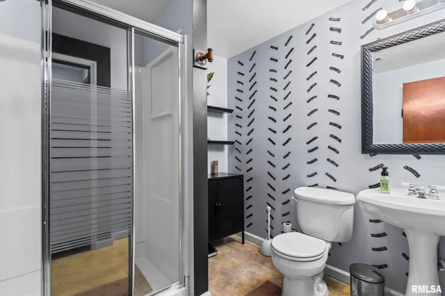 $399,900 | 148 Hawthorne Place, Williamsville, IL 62693