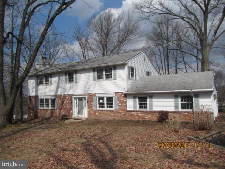2431 Huntingdon Road Huntingdon Valley, PA 19006 - Photo 1 of 25 Exterior Front