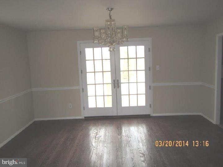 2431 Huntingdon Road Huntingdon Valley, PA 19006 - Photo 4 of 25 Dining Room