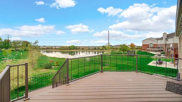 $3,000 | 10342 Adler Cove, St. John, IN 46373