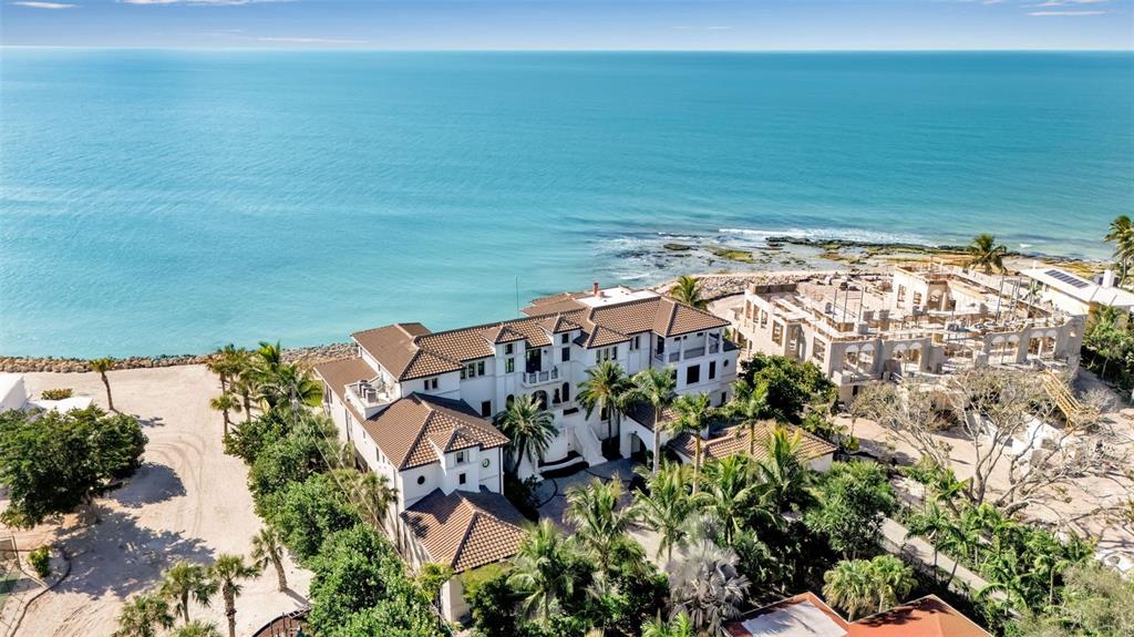 7366 Point Of Rocks Road Sarasota, FL 34242 - Photo 2 of 83