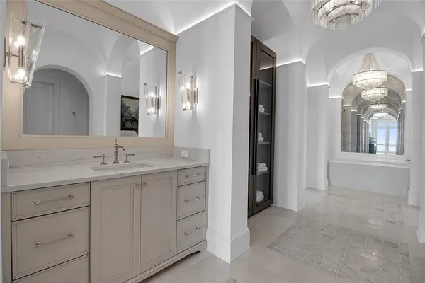 $26,000,000 | 7366 Point Of Rocks Road, Sarasota, FL 34242