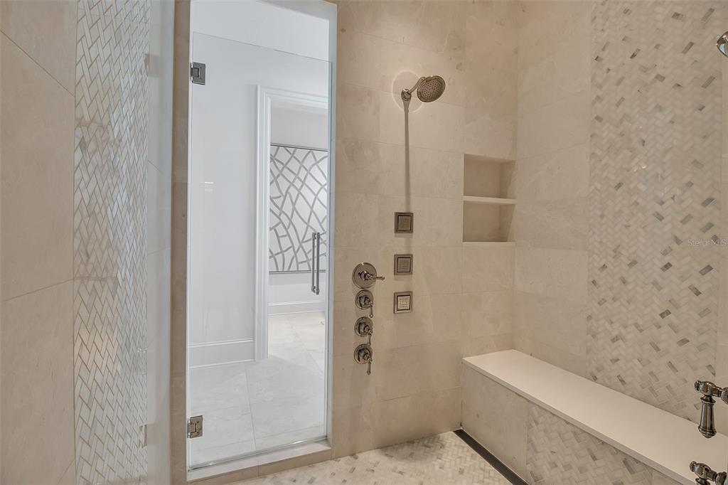 7366 Point Of Rocks Road Sarasota, FL 34242 - Photo 33 of 83