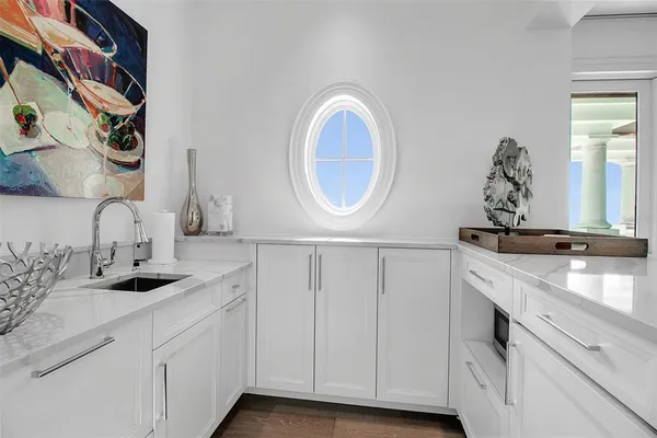 $26,000,000 | 7366 Point Of Rocks Road, Sarasota, FL 34242