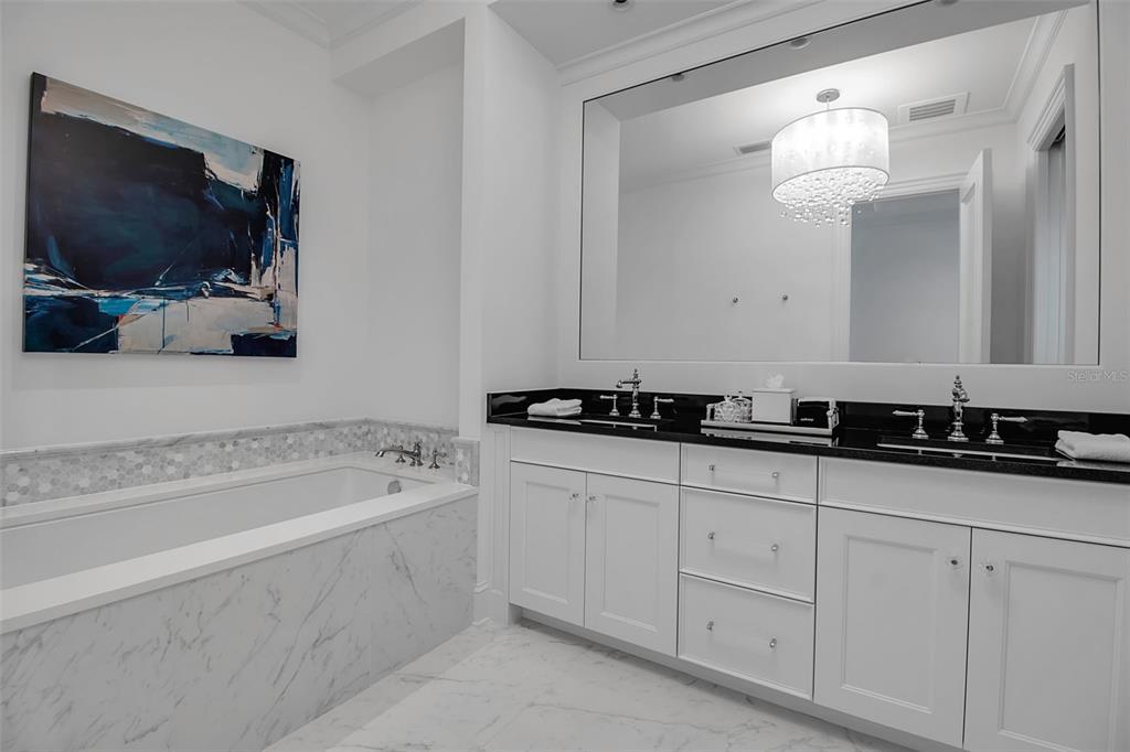 7366 Point Of Rocks Road Sarasota, FL 34242 - Photo 51 of 83