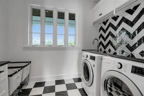 $26,000,000 | 7366 Point Of Rocks Road, Sarasota, FL 34242