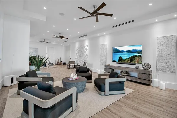 $26,000,000 | 7366 Point Of Rocks Road, Sarasota, FL 34242