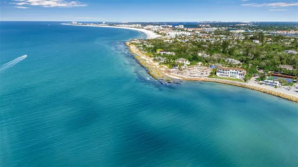 $26,000,000 | 7366 Point Of Rocks Road, Sarasota, FL 34242