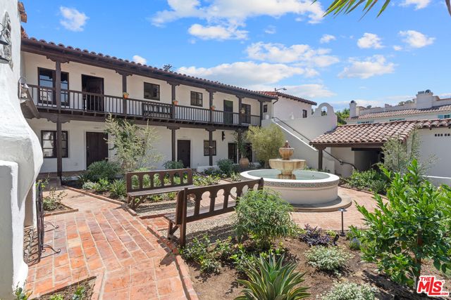 $3,450 | 1306 1/2 North Harper Avenue, West Hollywood, CA 90046