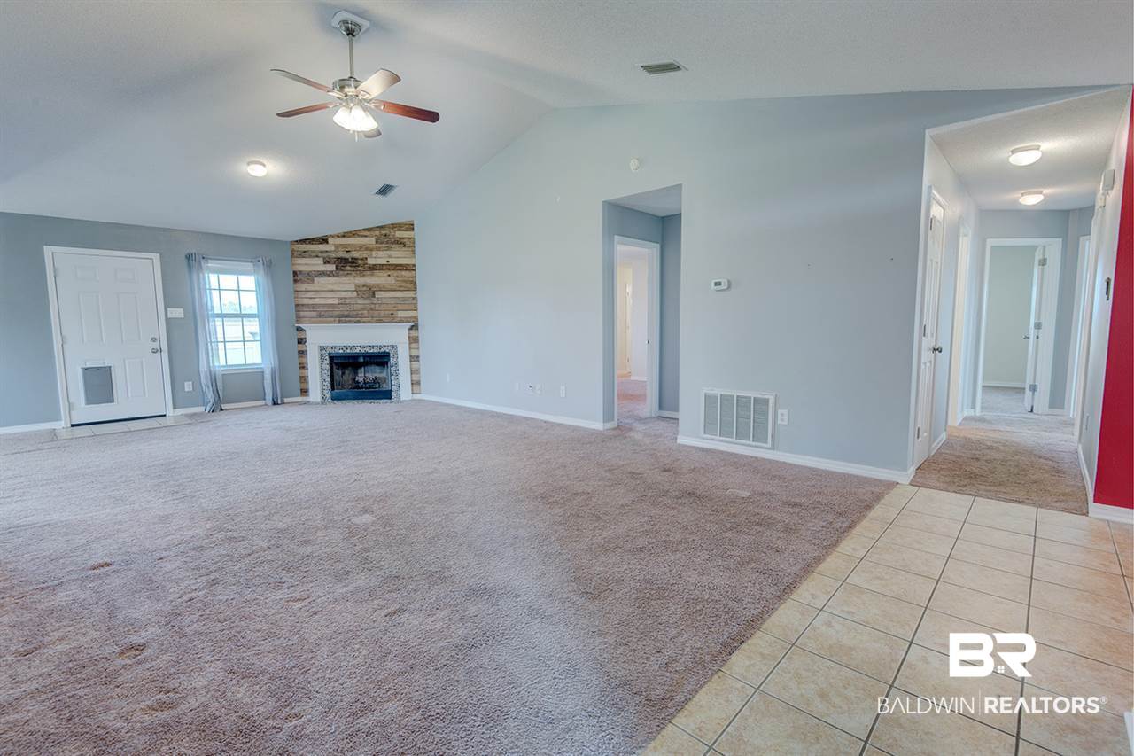26361 Cabinet Shop Road Loxley, AL 36551 - Photo 4 of 24 Living Room