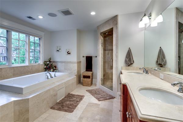 135 Hillcrest Road Needham, MA 02492 - Photo 11 of 24