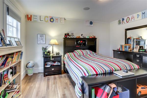 135 Hillcrest Road Needham, MA 02492 - Photo 17 of 24