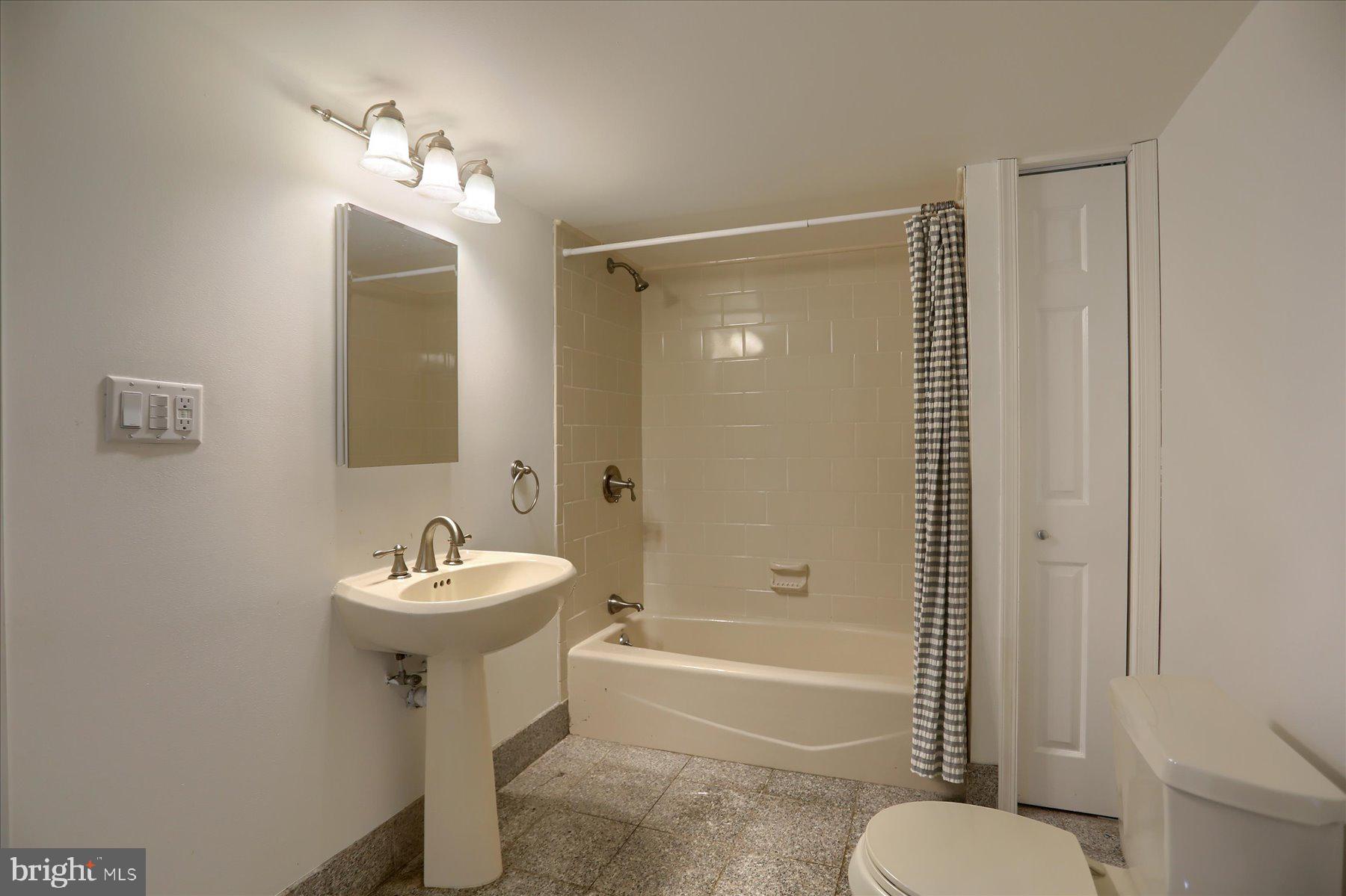 422 Aigburth Road Towson, MD 21286 - Photo 34 of 48 Lower Level Bathroom