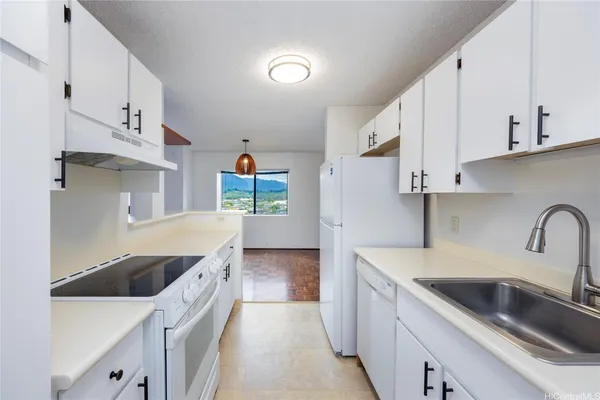 $3,400 | 46-054 Puulena Street, Unit 915, Kaneohe, HI 96744