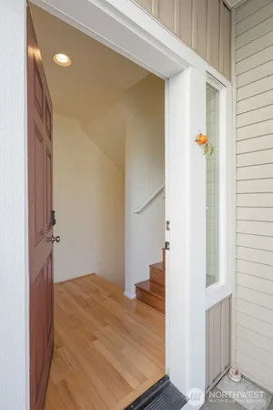 $575,000 | 6895 Holly Park Drive South, Seattle, WA 98118