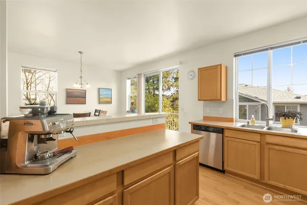 $575,000 | 6895 Holly Park Drive South, Seattle, WA 98118