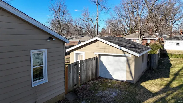 $165,000 | 1620 East Blackford Avenue, Evansville, IN 47714