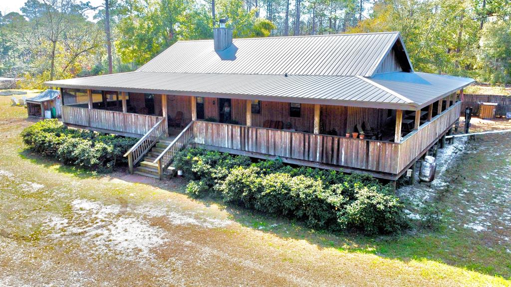1651 Linden Road Apalachicola, FL 32320 - Photo 1 of 69