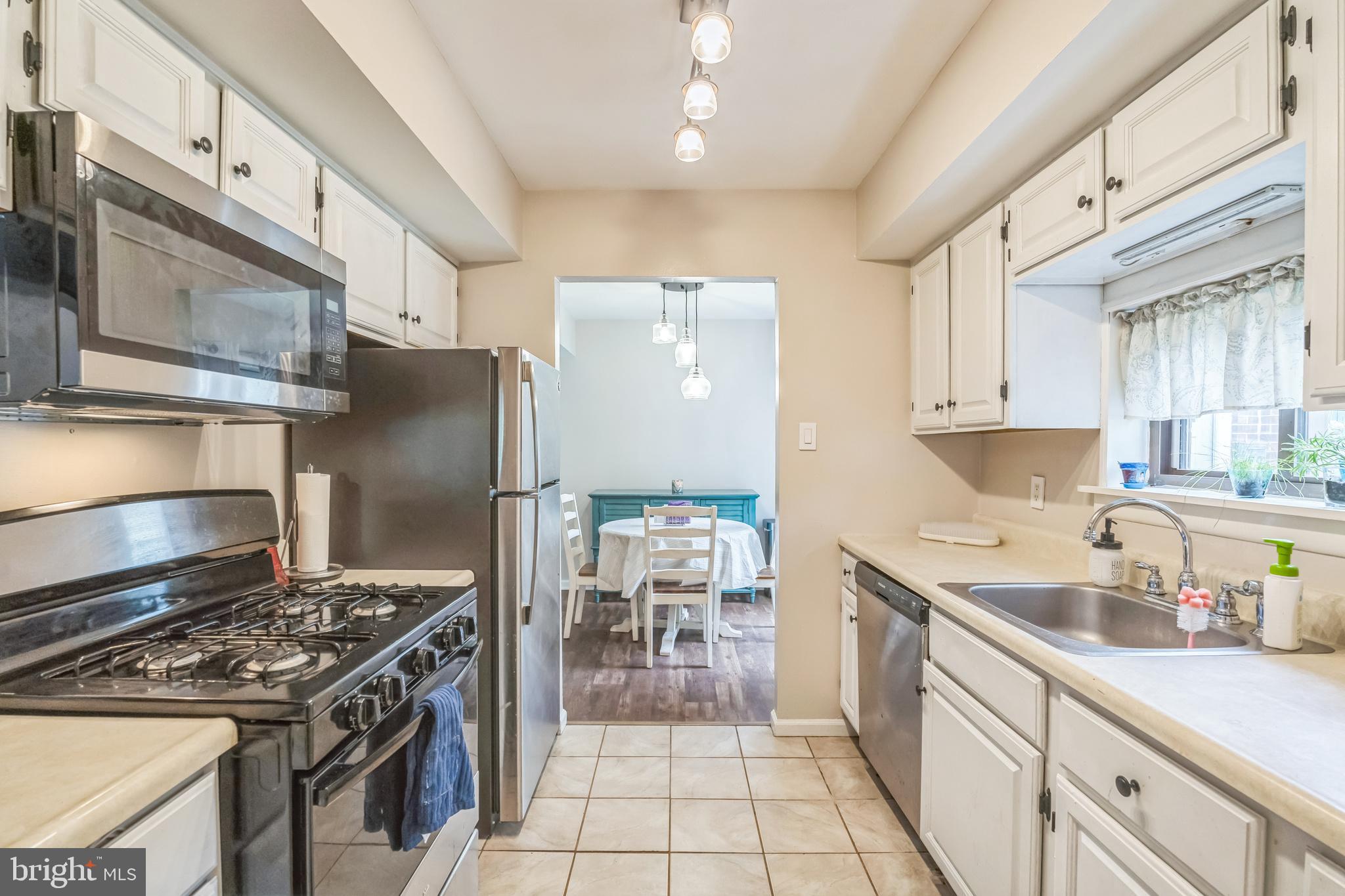9001 Ridge Avenue, Unit 31 Philadelphia, PA 19128 - Photo 9 of 23 Gallery Image 9