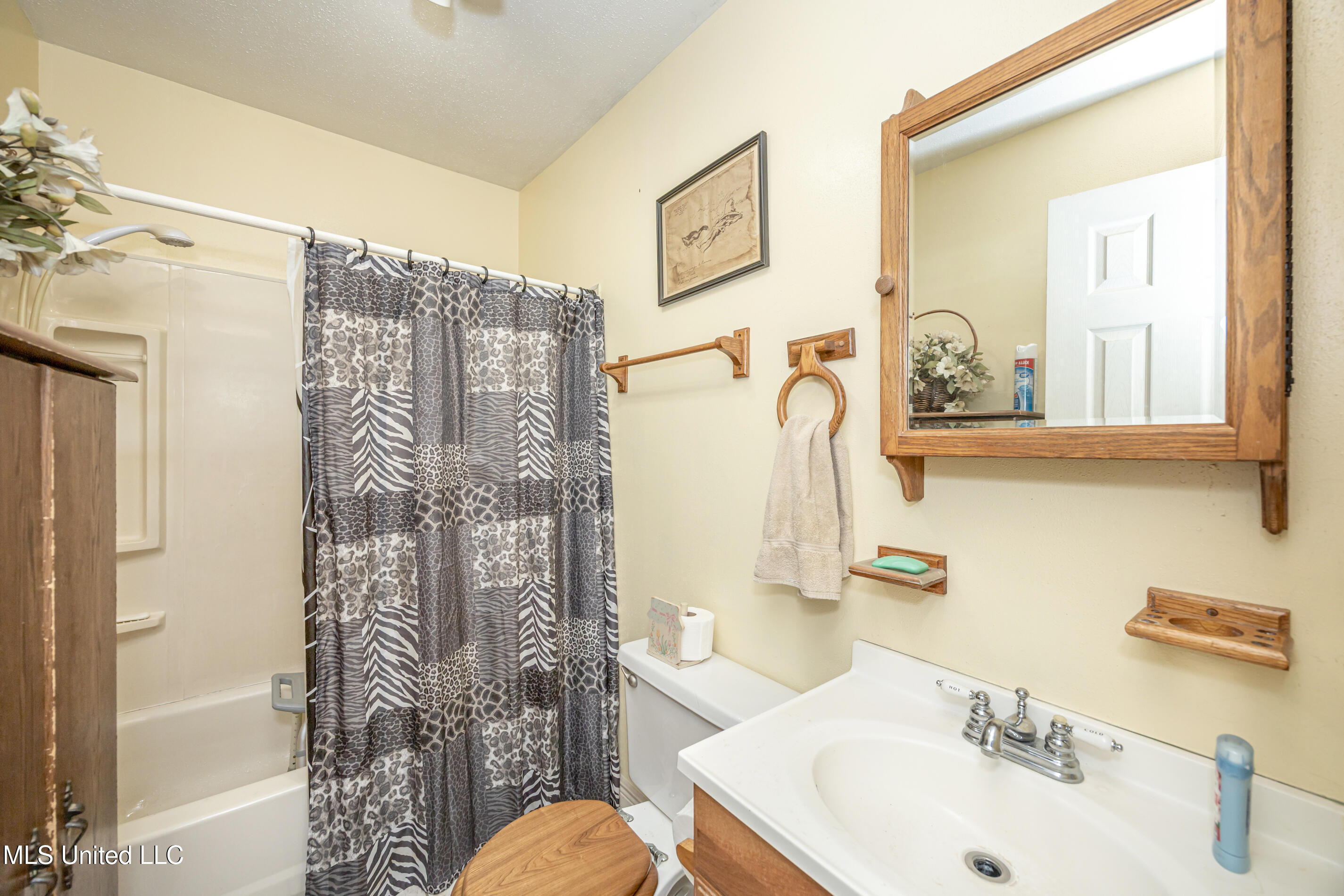 13162 Hudson Krohn Road Biloxi, MS 39532 - Photo 29 of 65 IMG_4427