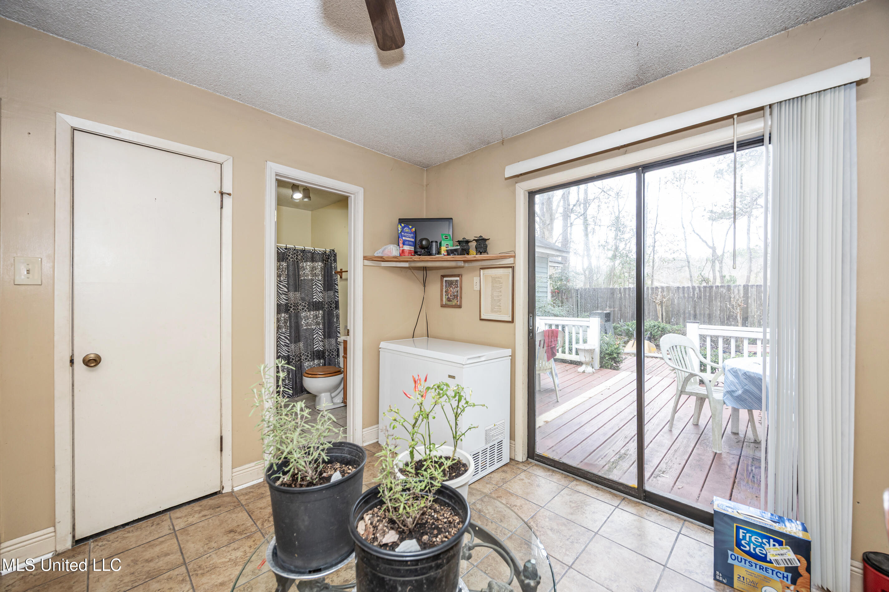 13162 Hudson Krohn Road Biloxi, MS 39532 - Photo 31 of 65 IMG_4430