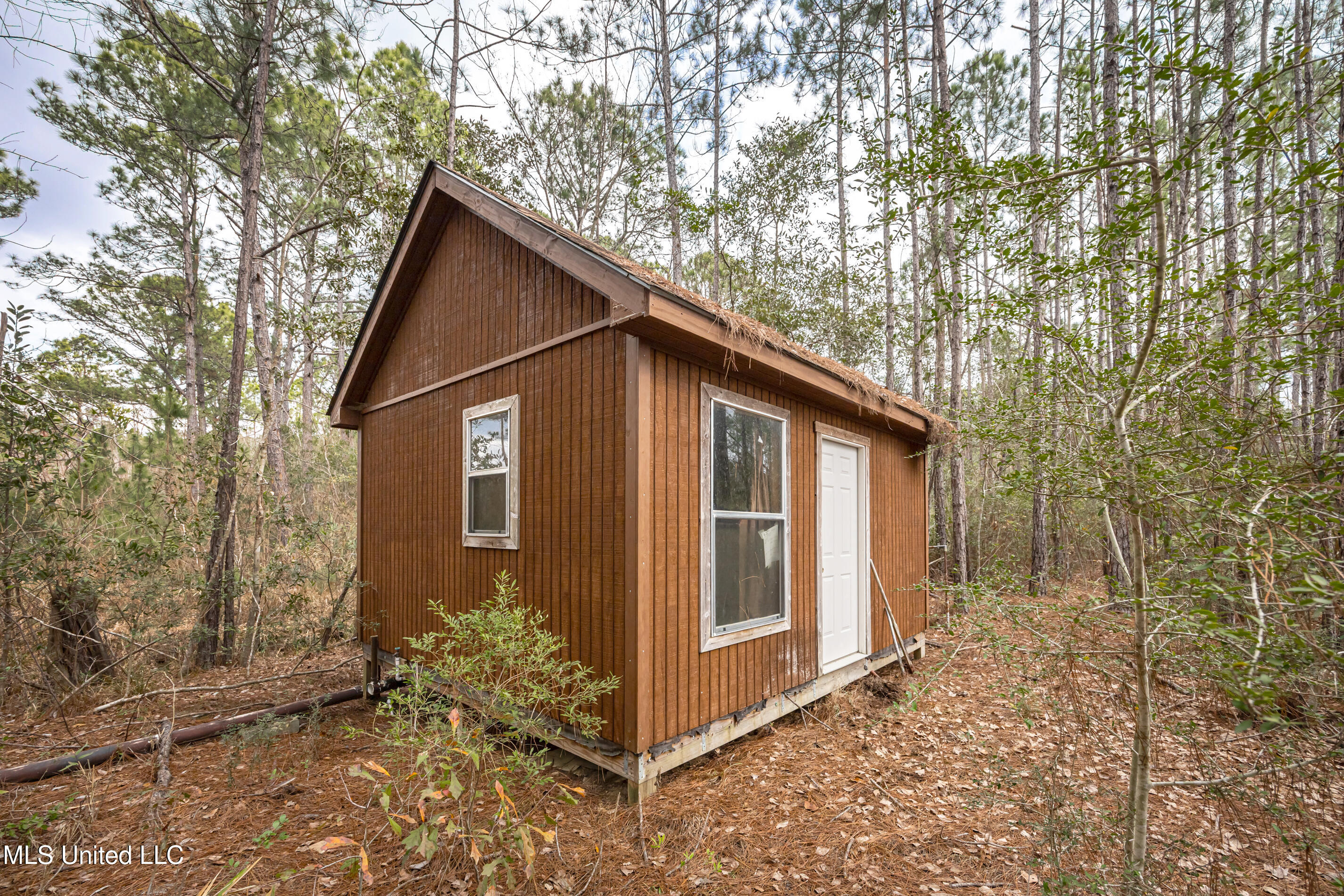 13162 Hudson Krohn Road Biloxi, MS 39532 - Photo 54 of 65 IMG_4460