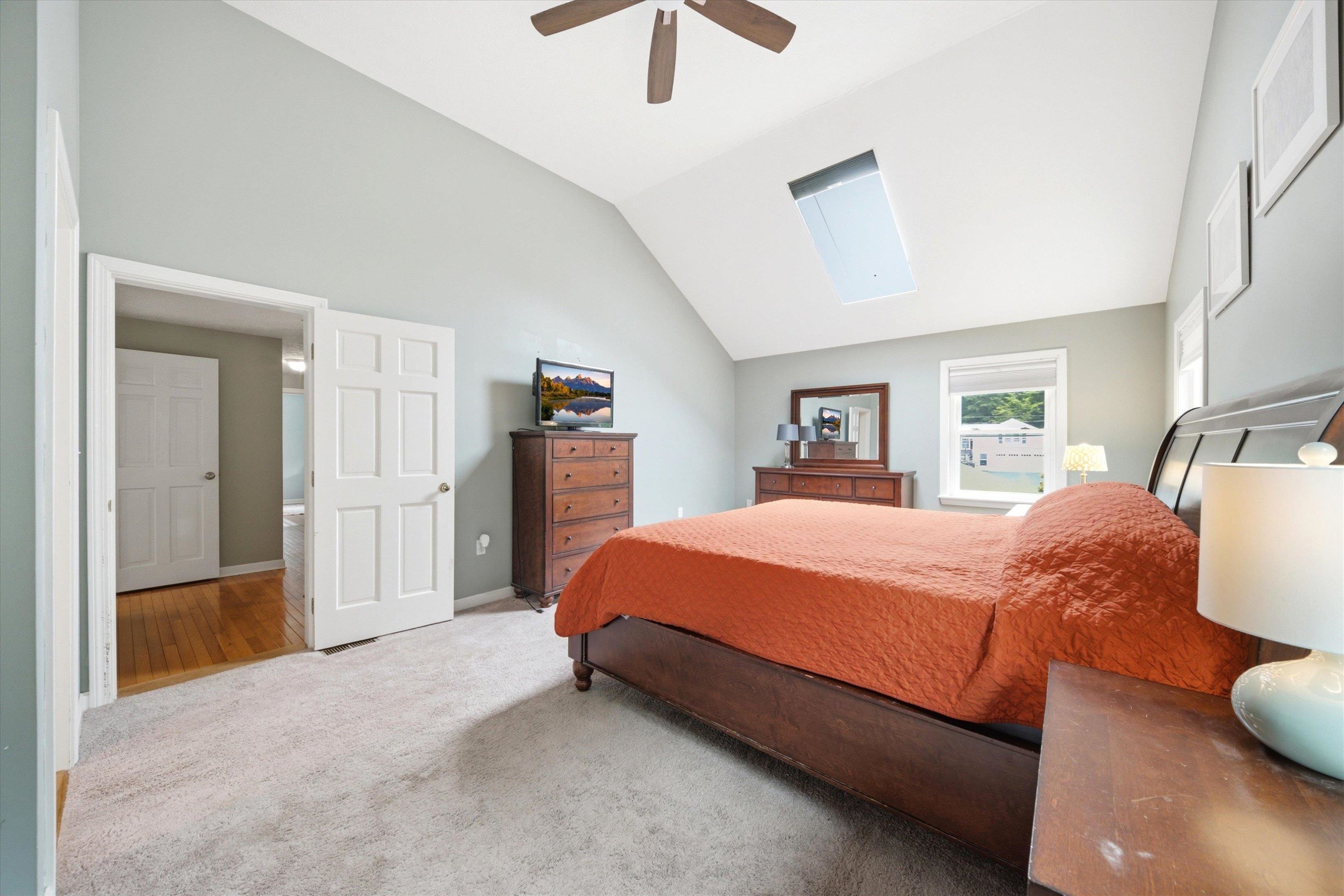 11 Hammar Road Nashua, NH 03062 - Photo 20 of 43