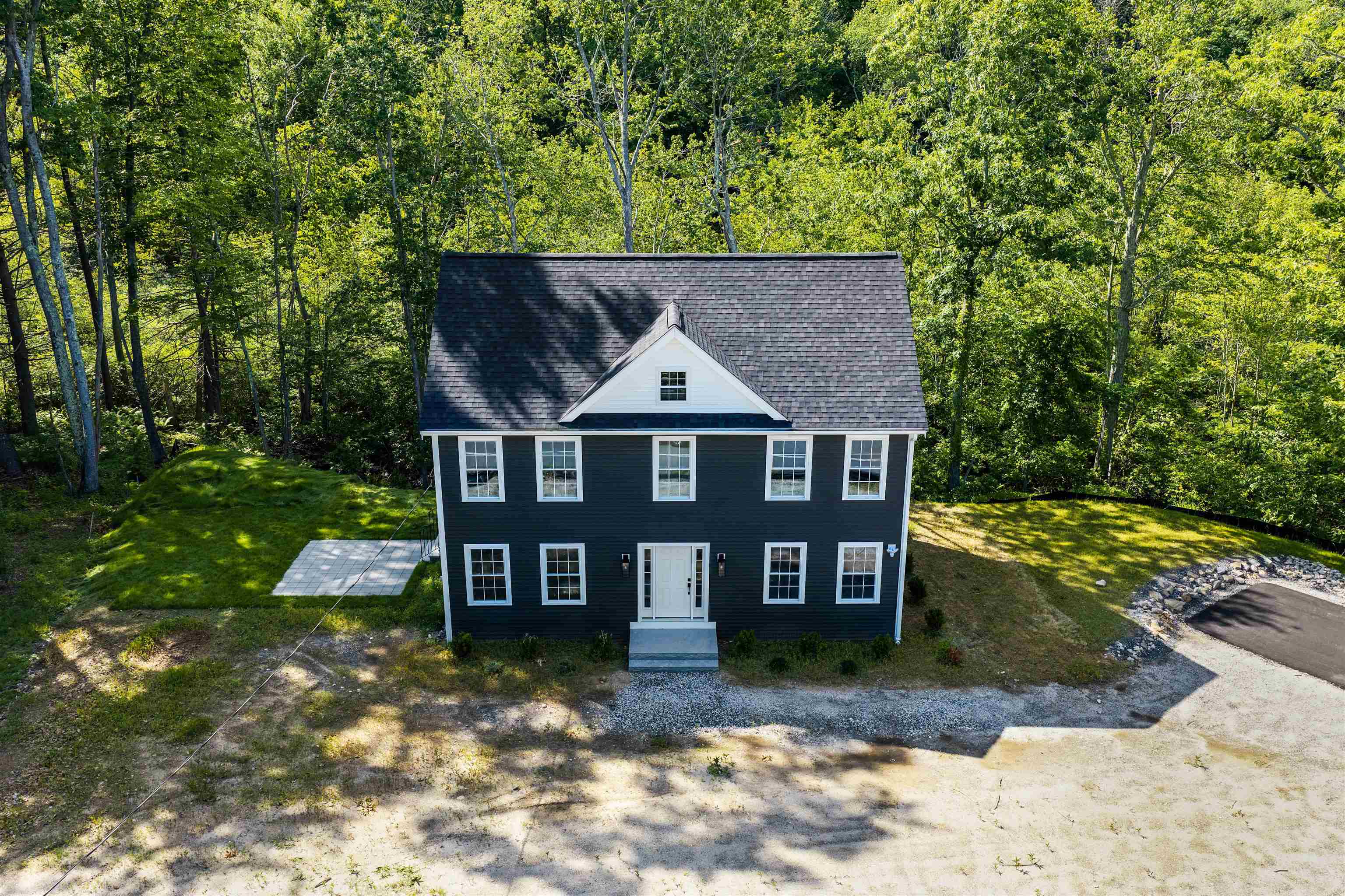 335 Raymond Road Chester, NH 03036 - Photo 3 of 29