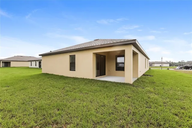 $2,075 | 35665 Rose Moss Avenue, Leesburg, FL 34788