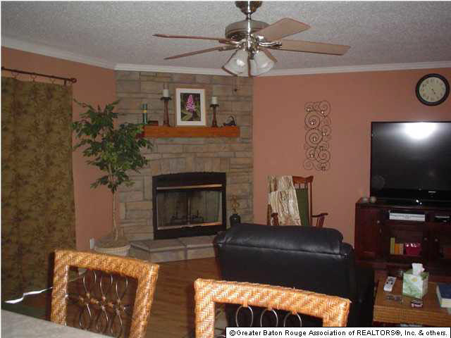 42485 Churchpoint Road Gonzales, LA 70737 - Photo 3 of 11 Gallery Image 3