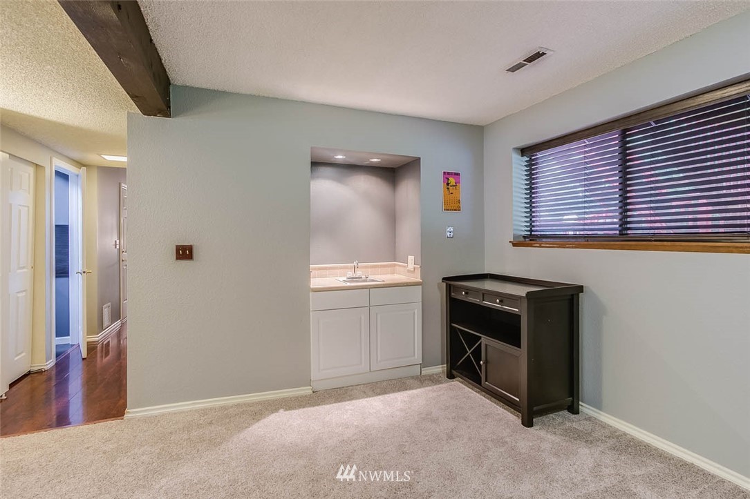 15015 Southeast 170th Street Renton, WA 98058 - Photo 19 of 22 Gallery Image 19