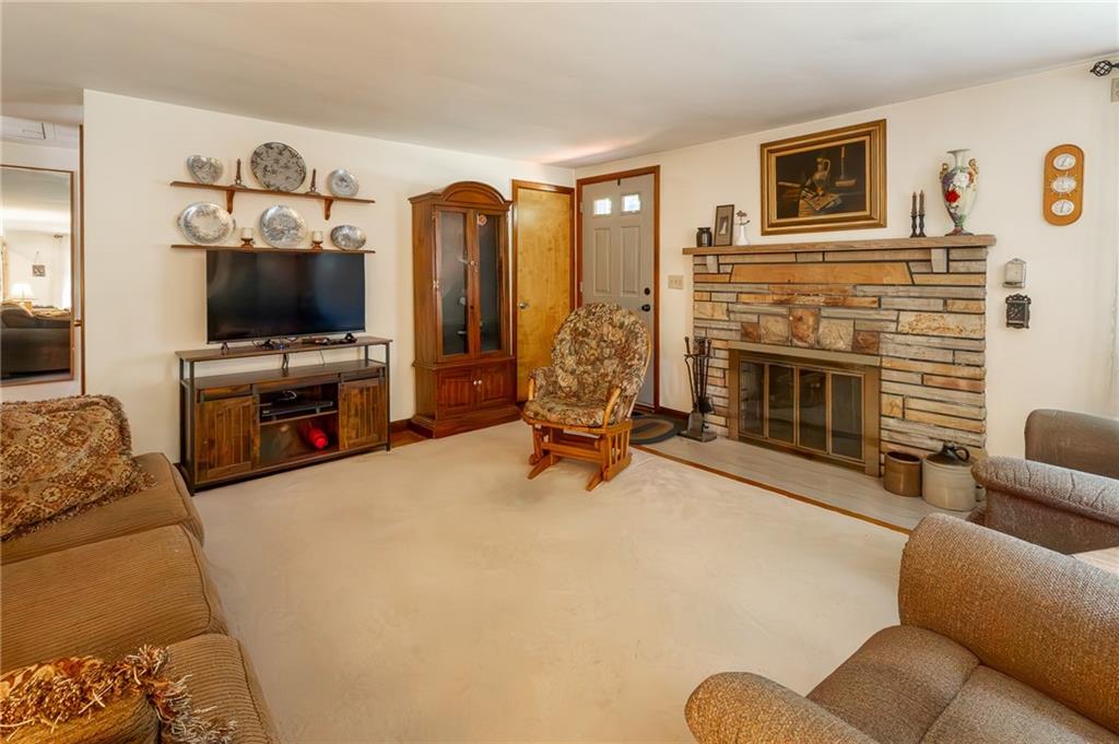 610 North Liberty Road Grove City, PA 16127 - Photo 10 of 21