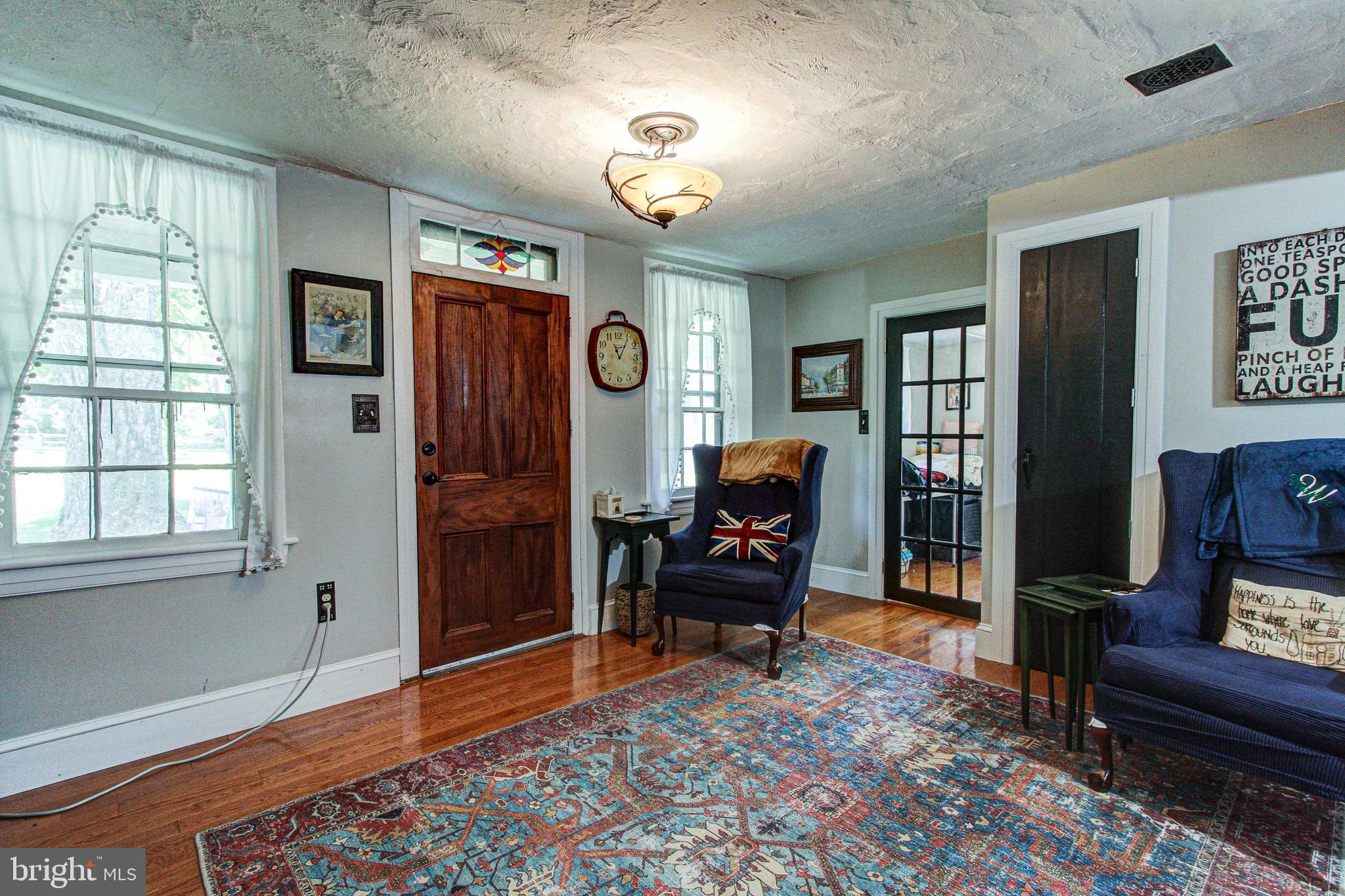 9754 Easton Road Kintnersville, PA 18930 - Photo 6 of 59