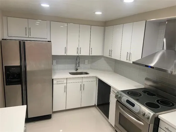 $3,300 | 405 North Ocean Boulevard, Unit 1123, Pompano Beach, FL 33062