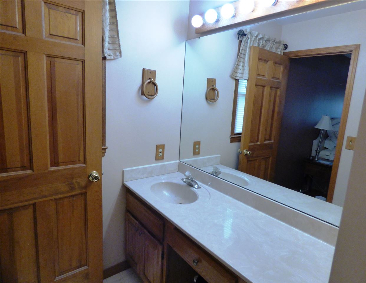 1566 Red Brush Road Newburgh, IN 47630 - Photo 14 of 35 Gallery Image 14
