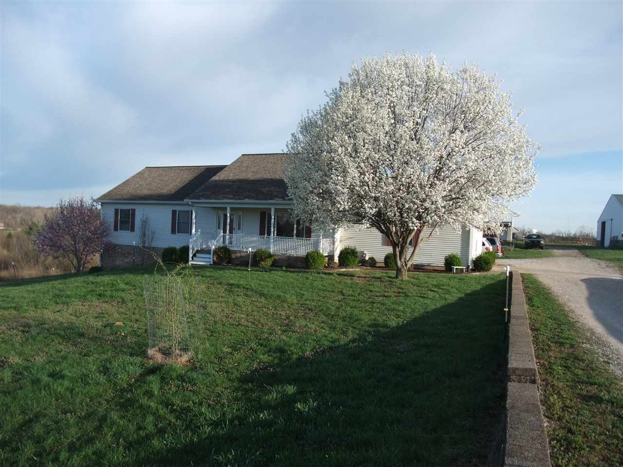 1566 Red Brush Road Newburgh, IN 47630 - Photo 4 of 35 Gallery Image 4
