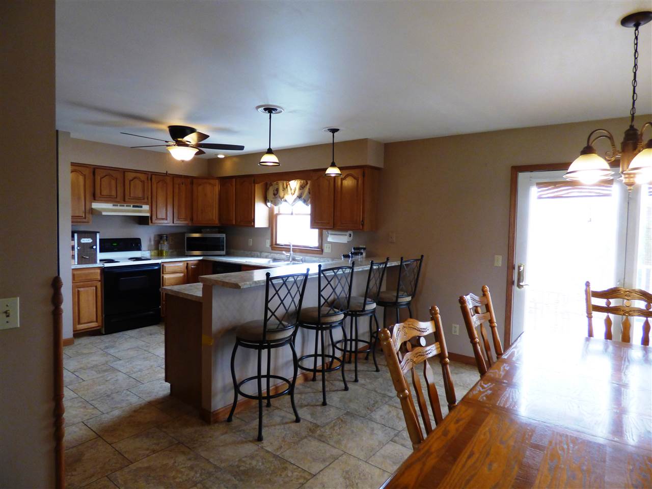 1566 Red Brush Road Newburgh, IN 47630 - Photo 5 of 35 Gallery Image 5